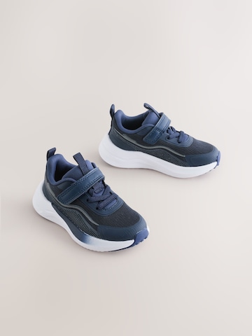 Baskets Next en bleu