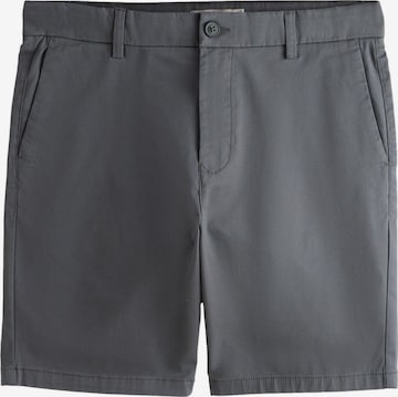 Next Slimfit Chinohousut värissä harmaa: etupuoli
