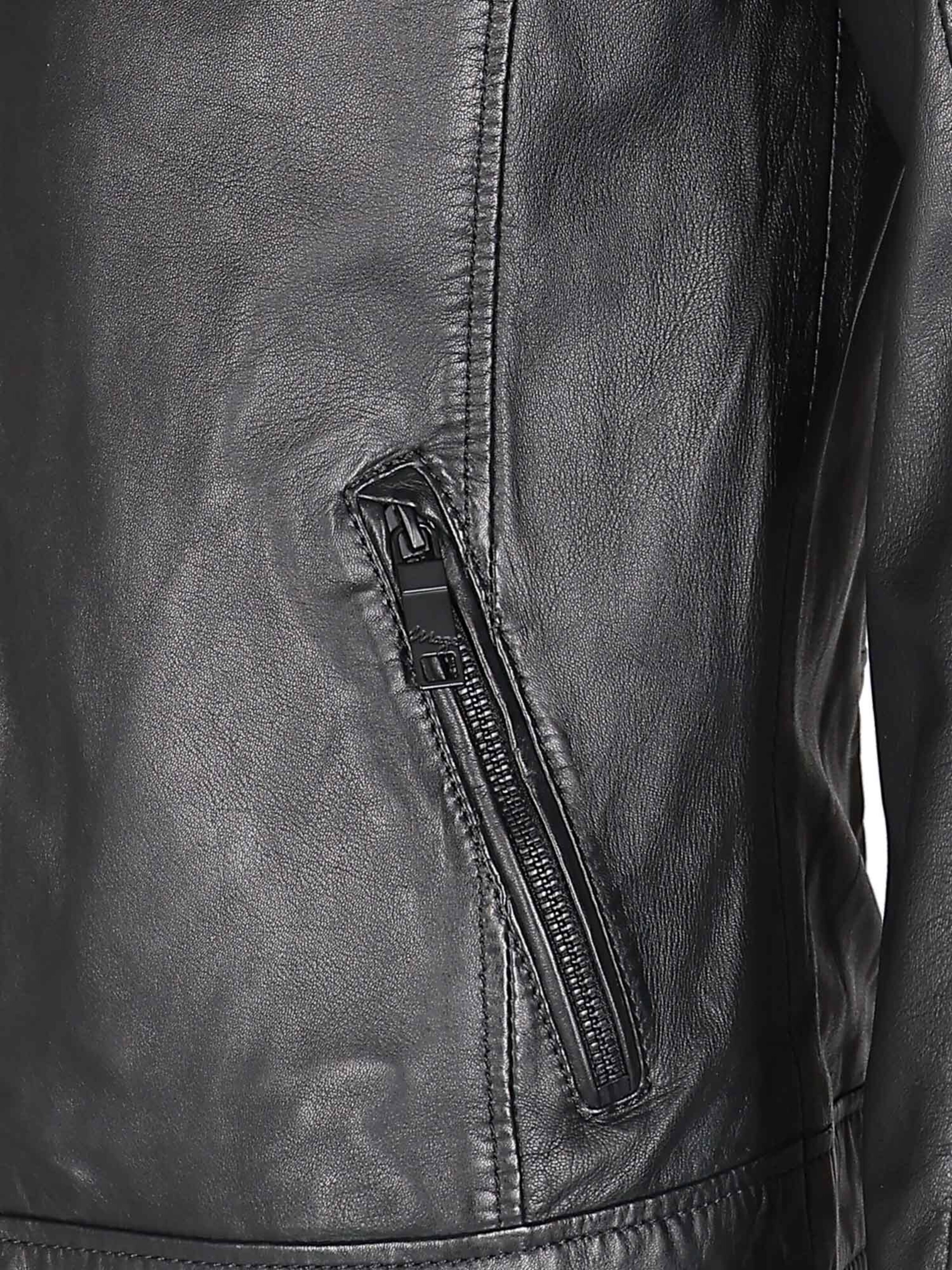 Maze Übergangsjacke in Schwarz