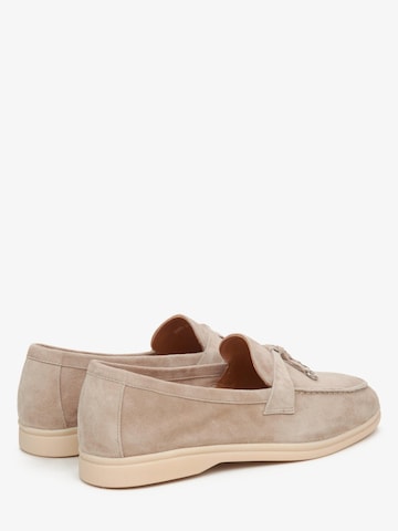 Estro Classic Flats '935-2' in Beige