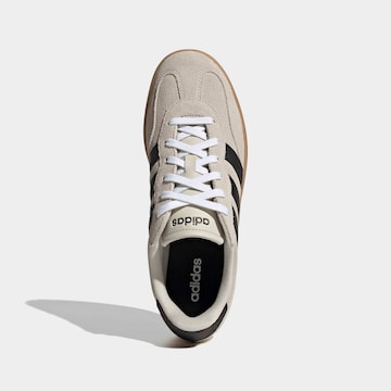 ADIDAS SPORTSWEAR - Sapatilhas baixas 'Barreda' em bege