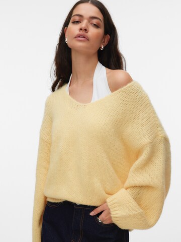 VERO MODA Oversized trui 'VMMaybe' in Geel: voorkant