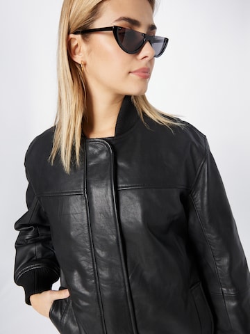 River Island Jacke in Schwarz