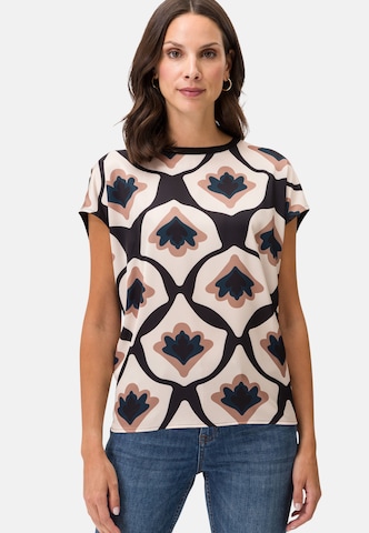 zero Blouse in Beige: front
