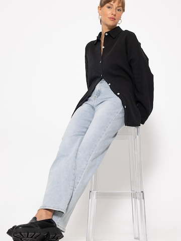 SASSYCLASSY Blouse in Black