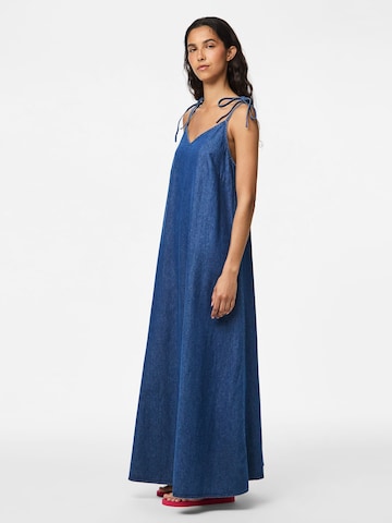 Robe PIECES en bleu