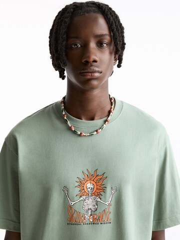 Pull&Bear T-Shirt in Grün