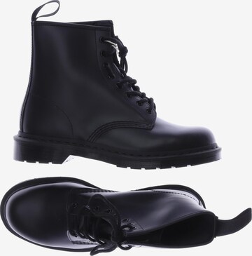 Dr. Martens Stiefel 43 in Schwarz: predná strana