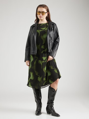Robe 'CARForest' ONLY Carmakoma en noir