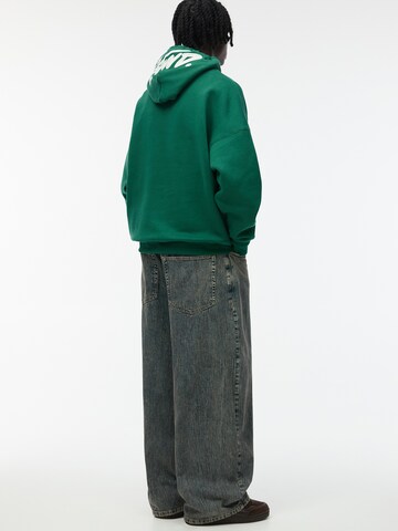 Pull&Bear Sweatshirt in Green