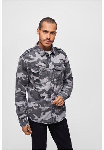 Brandit Regular Fit Hemd in Grau: Vorderseite