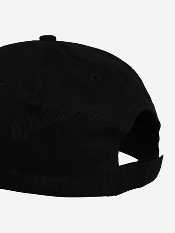 PUMA Cap 'Ess' in Schwarz