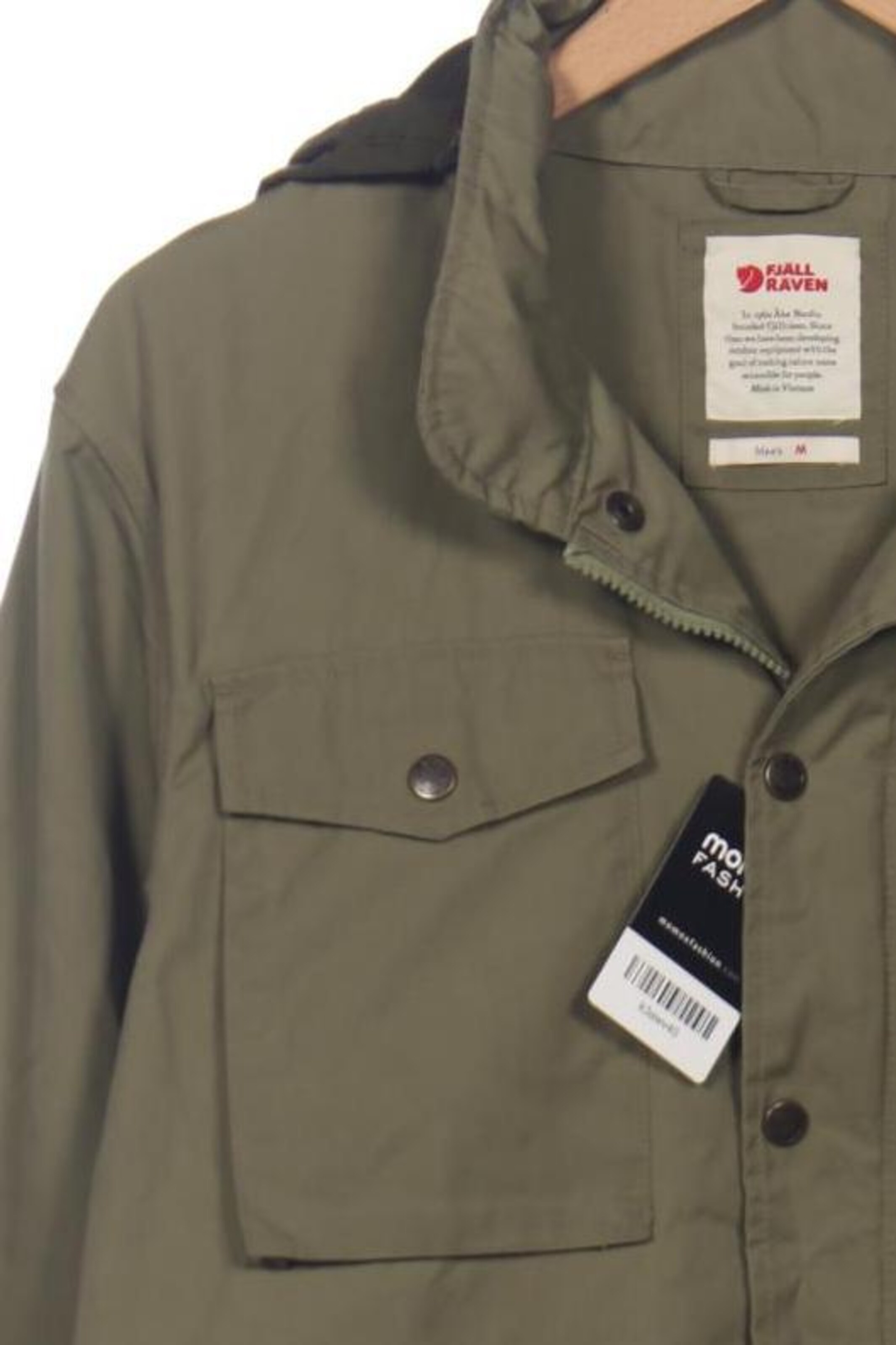 Fjällräven Jacket & Coat in M in Green