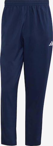 ADIDAS SPORTSWEAR Loosefit Sportovní kalhoty 'Essentials Small Logo Stanford Lite Woven Tapered Open Hem' – modrá: přední strana