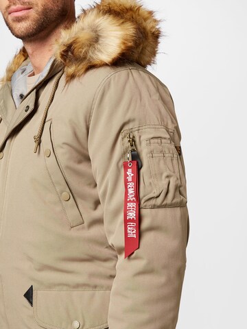 ALPHA INDUSTRIES Zimní bunda 'Arctic Discoverer' – zelená