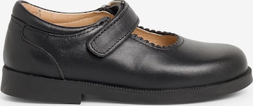 Scarpa bassa di Pisamonas in nero: frontale