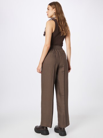 Birgitte Herskind Loose fit Pleated Pants 'Pinky' in Brown