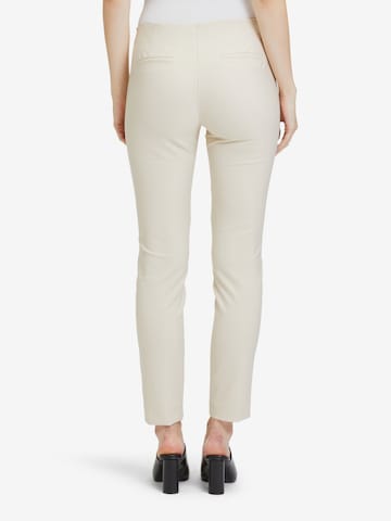 Coupe slim Pantalon Betty Barclay en beige