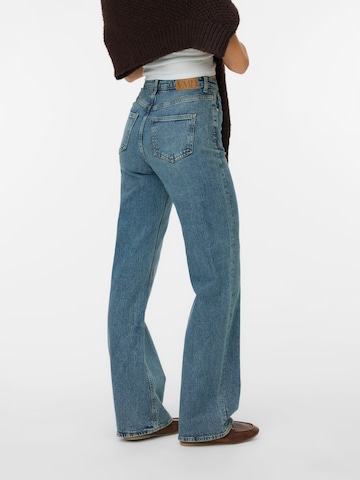 VERO MODA Baggy Jeans 'Tessa' in Blauw
