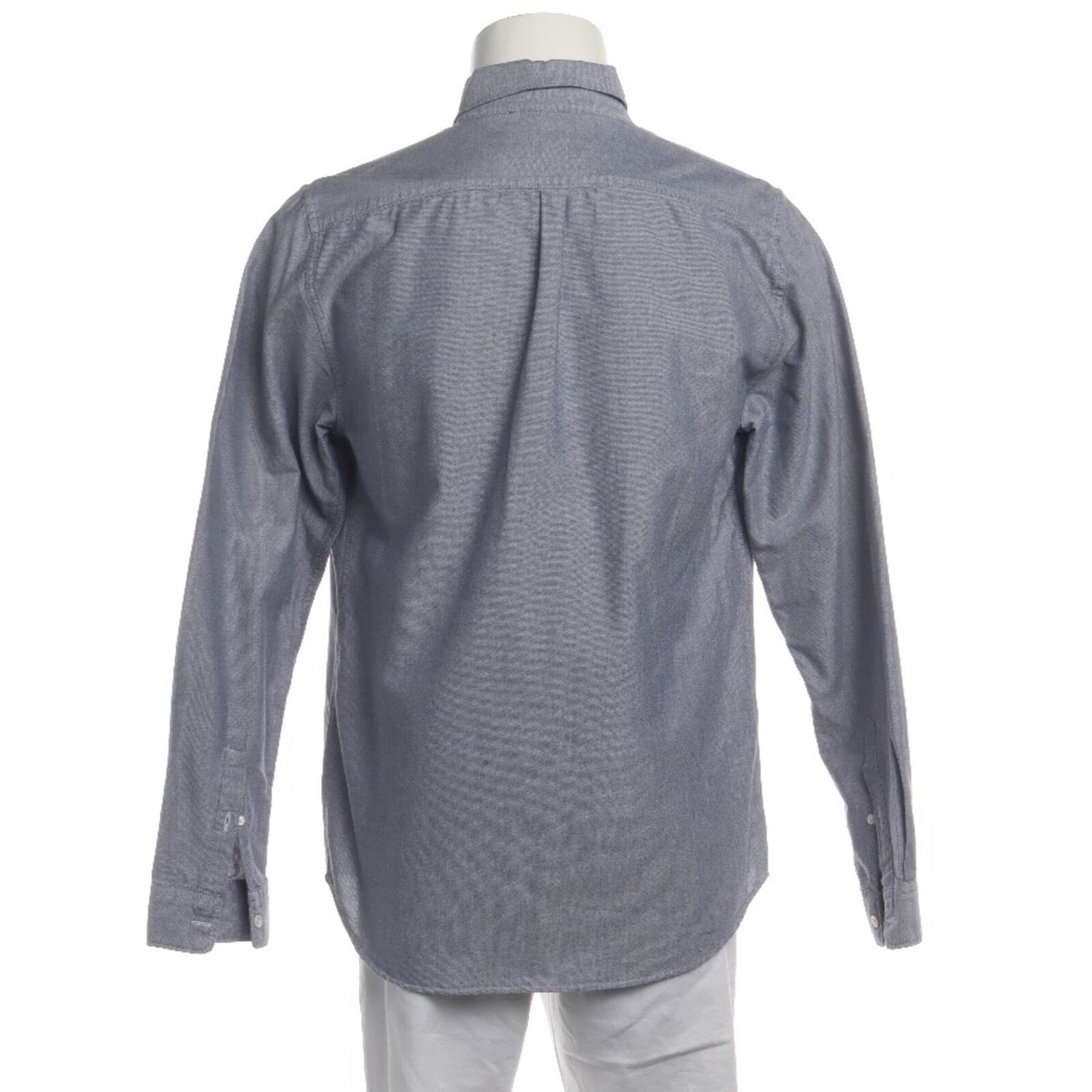 Closed Button Up Shirt in M in Grey