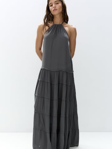 Pull&Bear Dress in Grey: front