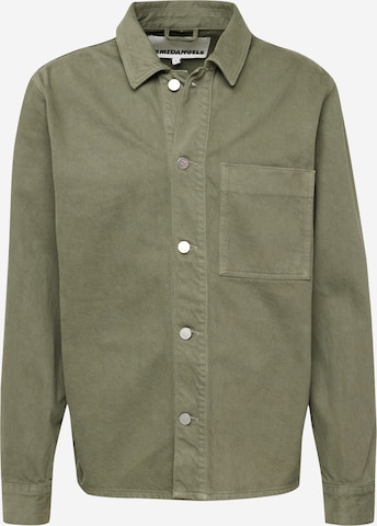 ARMEDANGELS Regular fit Skjorta 'FAARN' i grön: framsida