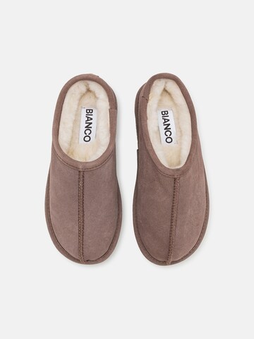 Bianco Classic Flats 'SNOW' in Brown