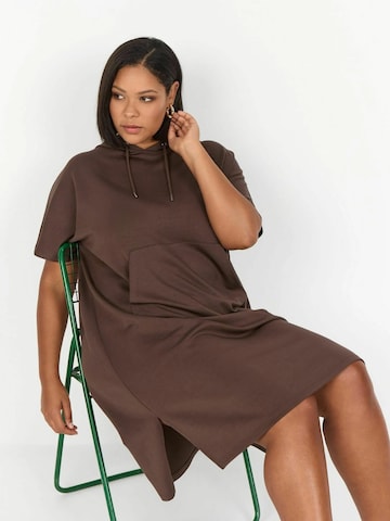 Robe 'SABINA' Wasabi Concept en marron