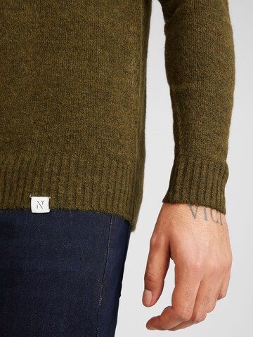 Pullover di NOWADAYS in verde