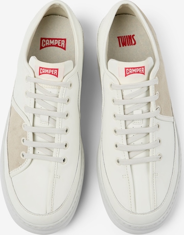 Sneaker bassa 'Twins' di CAMPER in beige