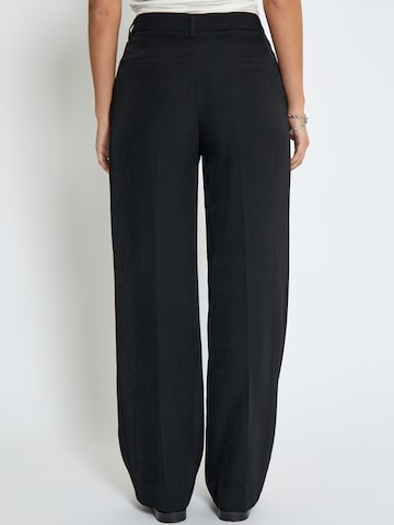 Wide Leg Pantalon à plis 'Livina' minus en noir