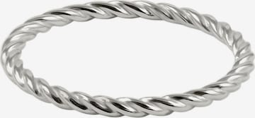 Stilnest Ring in Silver: front