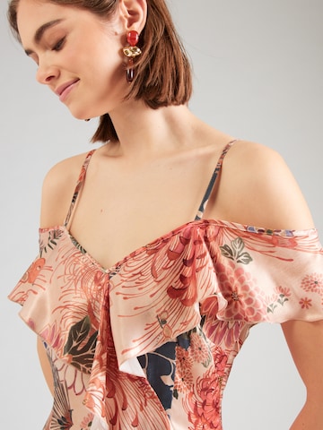 GUESS Letné šaty - Oranžová