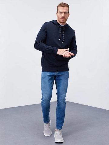 Tommy Life Sweatshirt in Blue
