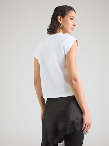 ABOUT YOU Koszulka 'Leanne' w kolorze biały