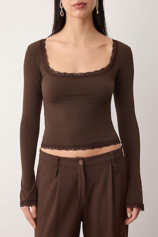 Maglietta di Trendyol in marrone