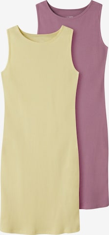 TWO SOON Kleid in Gelb: Vorderseite