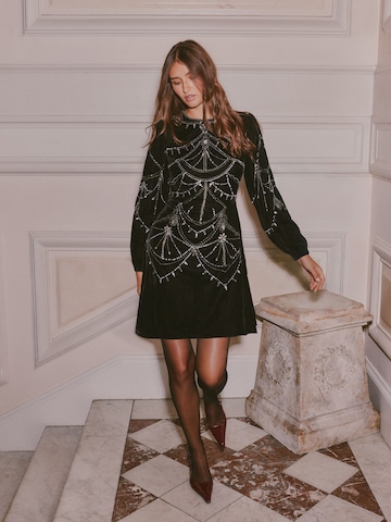 love & roses Dress in Black
