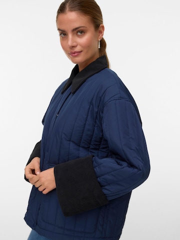 VERO MODA Vinterjakke 'AWSISSY' i blå: forside
