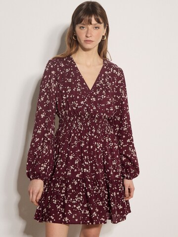 Apricot Jurk ' ' in Rood: voorkant