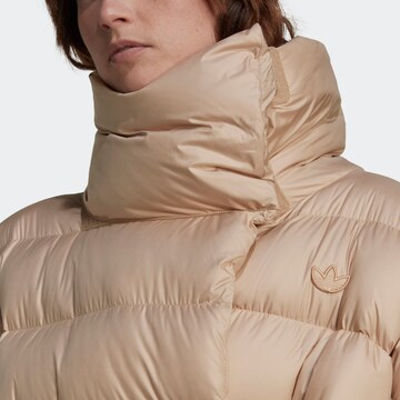 ADIDAS ORIGINALS - Sobretudo de inverno 'Fashion Down' em bege