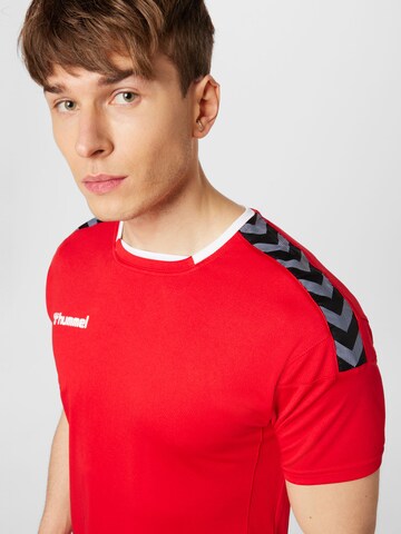 T-Shirt fonctionnel Hummel en rouge