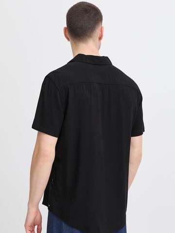 Coupe regular Chemise ' BHAURAN ' BLEND en noir