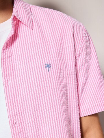 Next Regular fit Πουκάμισο σε ροζ