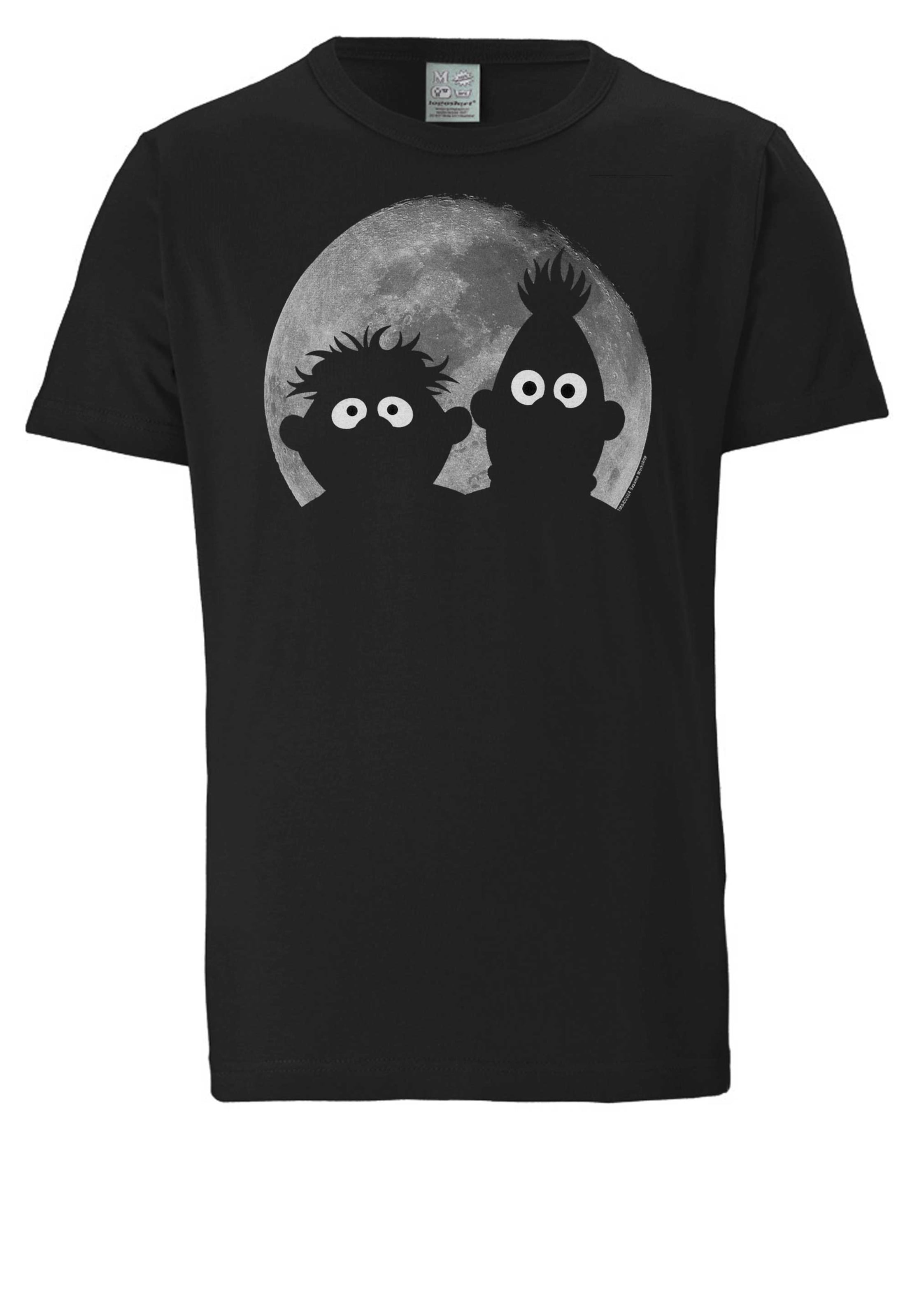 LOGOSHIRT T-shirt 'Sesamstraße - Ernie & Bert' i svart: framsida