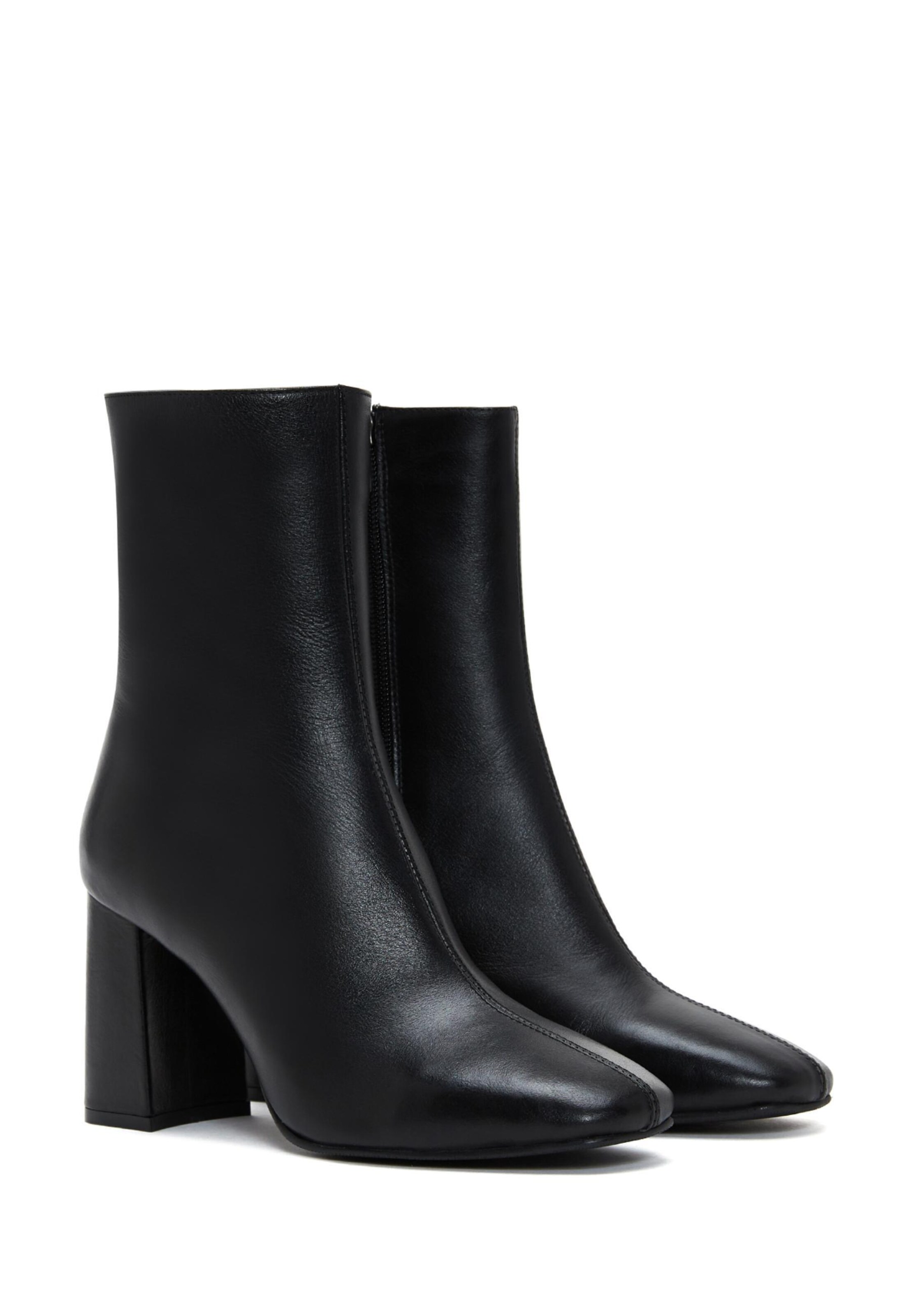 Derimod Enkellaarsjes in Zwart