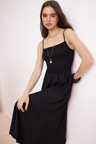 Robe d’été Trendyol en noir