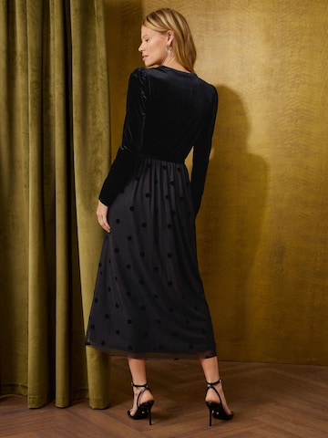 Abito di love & roses in nero