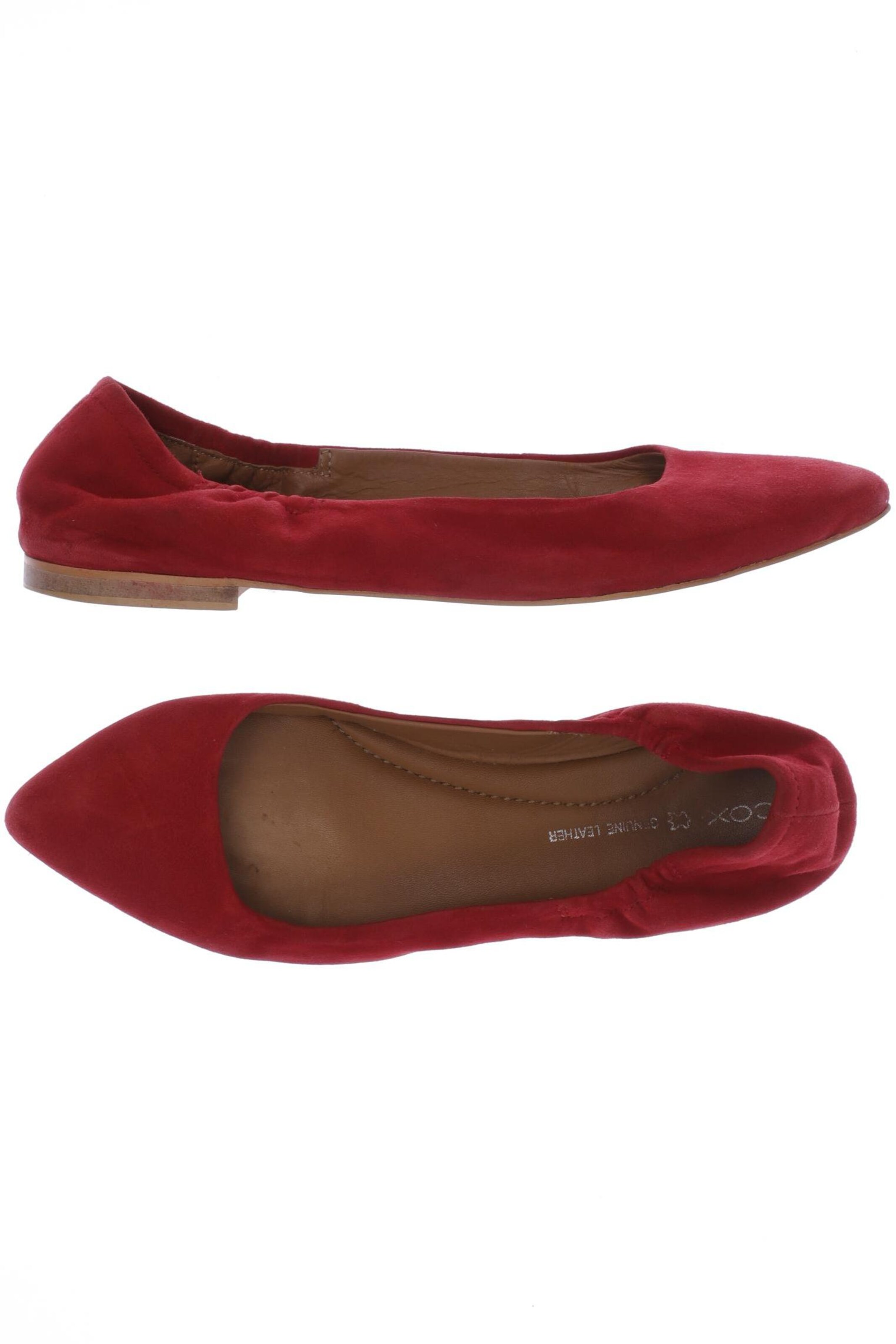 COX Ballerina 38 in Rot: Vorderseite