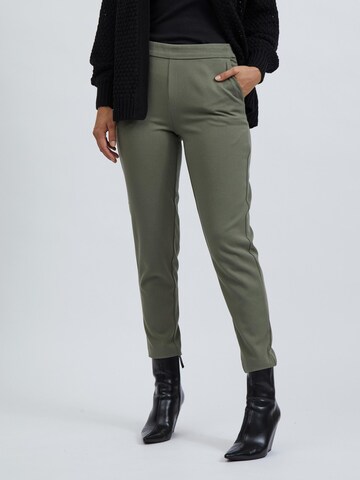 VILA Regular Pants 'Vicarrie Ann' in Green: front